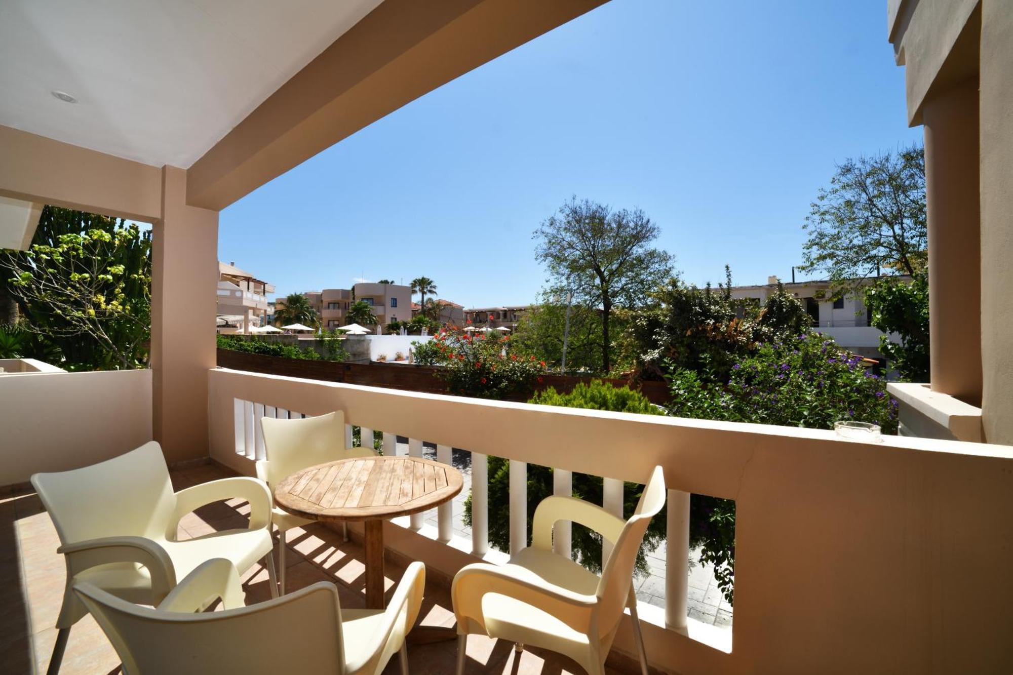 Agia Marina Akatos Hotel المظهر الخارجي الصورة